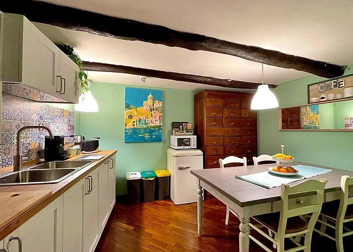 Palazzo SolimenaHotel Napoli