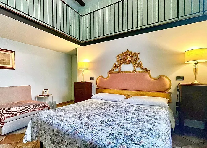 Palazzo SolimenaHotel Napoli